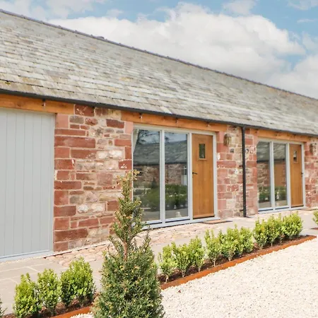 Holiday home Bolton *